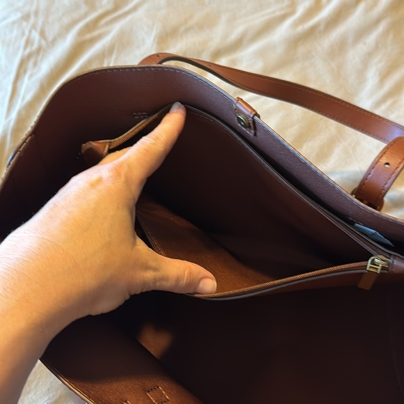 Fossil Kier Sustain Tote - Picture 5 of 9